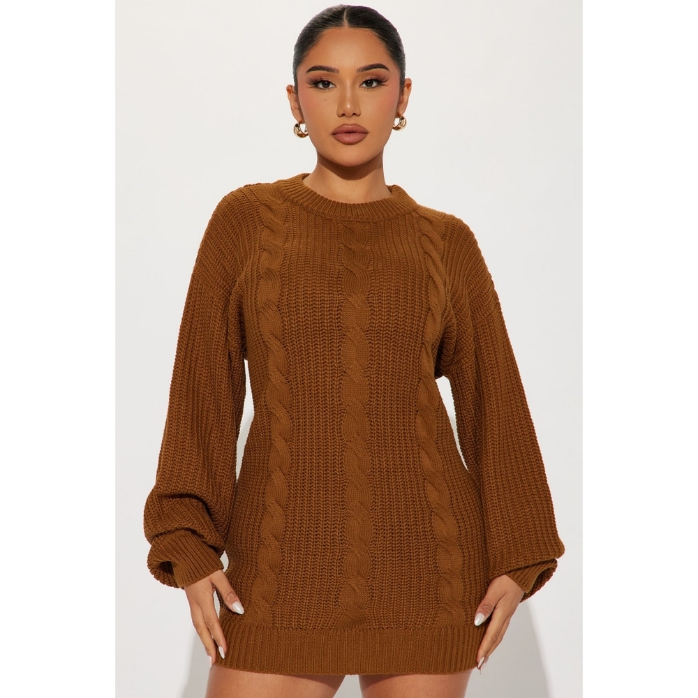 Dress (medium)